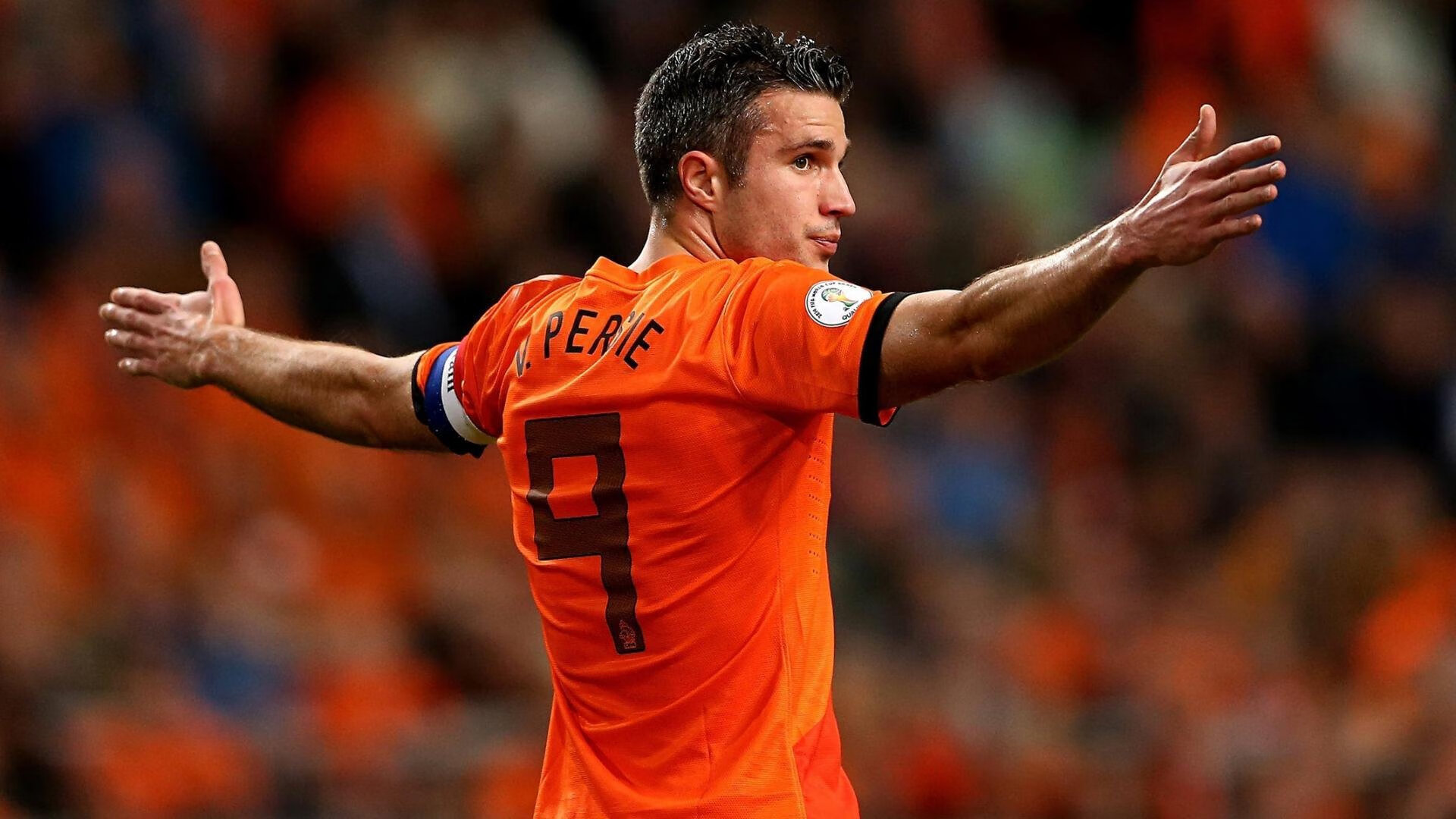 爱游戏体育在线-维拉控球主导多次组织破门尝试，维拉球队老板